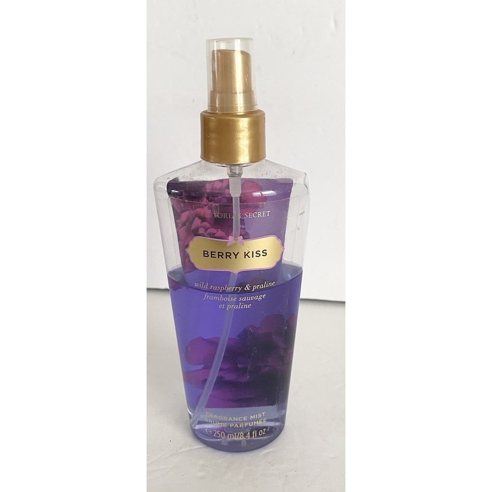 Victoria's Secret BERRY KISS‎ Fragrance Mist 8.4oz  1/2 Full.  RARE    READ